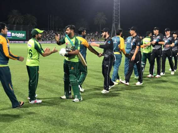 Rizwan shines as Pakistan defeats New Zealand in 3rd T20I