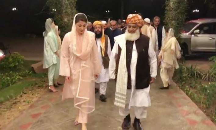 Maulana Fazl complaints about Shehbaz Sharif’s meeting with representatives of establishment
