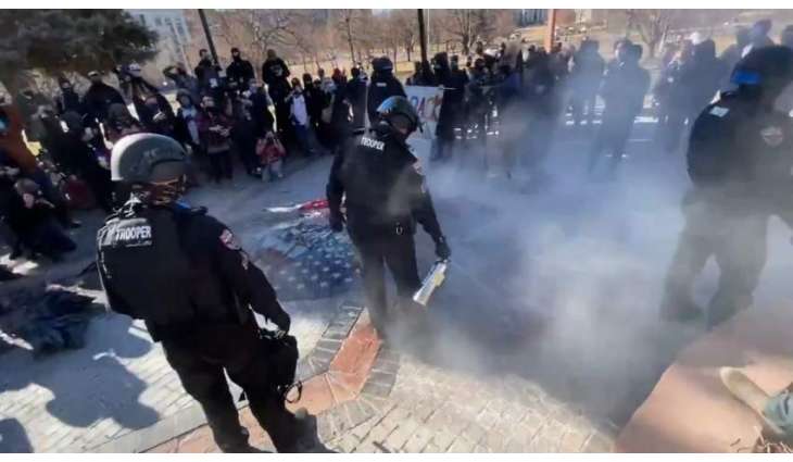 Fresh Anti-Police Protest Erupts in US After Officer Rams Car Into Street Racers - Reports