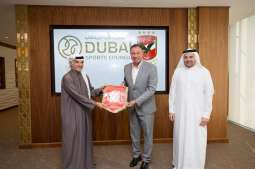 Egyptian legend Mahmoud El Khatib visits Dubai Sports Council and MBR Creative Sports Awards