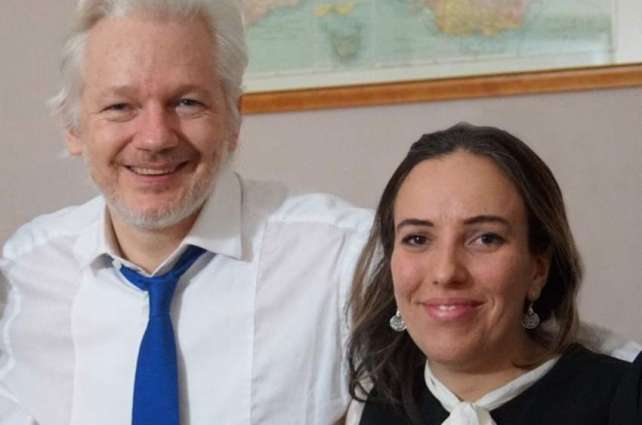 Assange's Partner Urges Supporters to Fight Back Against US Extradition Bid