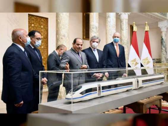 شركة سيمنز تنفذ شبكة قطار كهربائى سريع بمصر بطول الف كم بتكلفة ٣٦٠ مليار جنيه