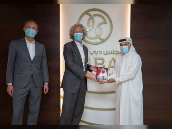 نادي ليغا وارشو البولندي يشيد بجهود مجلس دبي الرياضي في تطوير كرة القدم
