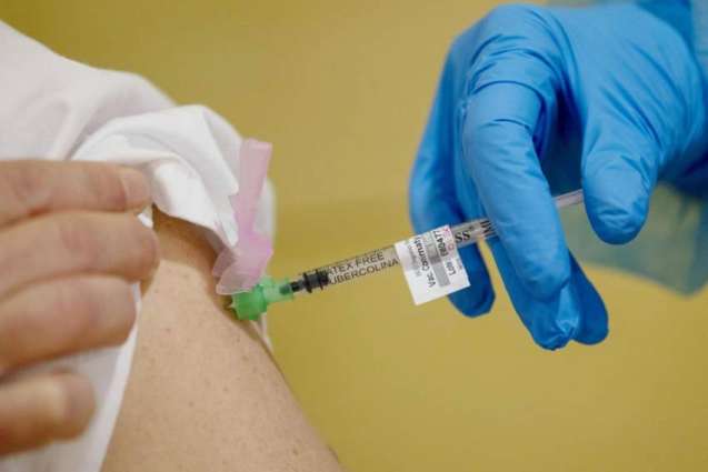 Madrid Halts Vaccination of Health Workers Amid Pfizer's EU Supply Cuts - Advisor
