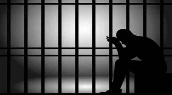 السجن 10 سنوات بحق مدیر آسیوي اعتدی علی خادمتہ فی منطقة دبي بالامارات