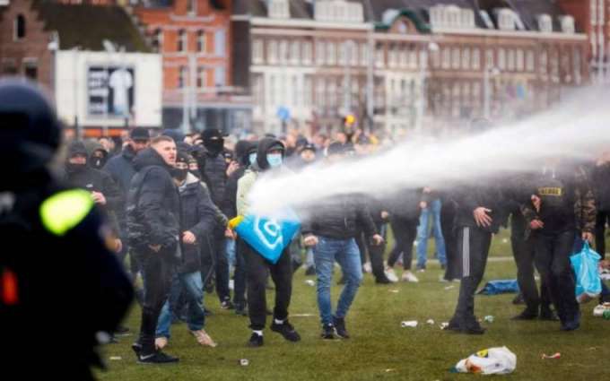 At Least 190 Protesters Detained in Amsterdam During Anti-Lockdown Demonstrations - Police