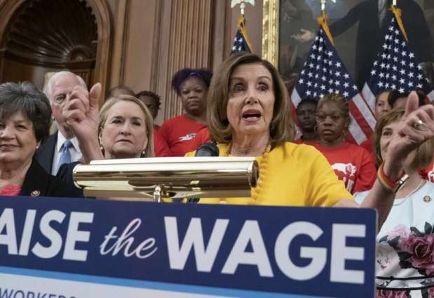 Democrats Introduce Bill in Congress to Boost US Minimum Wage to $15 by 2025