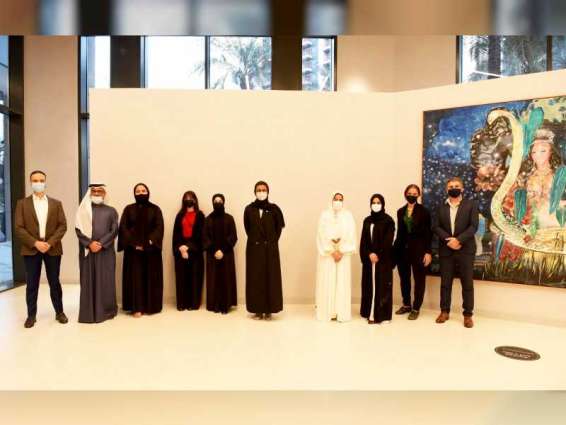 Noura Al Kaabi visits art exhibition of Zayed University female students
