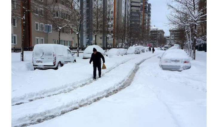 Istanbul Schools Closed for Another Day Due to Heavy Snow  City Hall