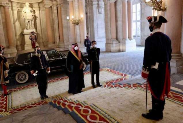 سفير المملكة لدى إسبانيا يقدم أوراق اعتماده لملك إسبانيا