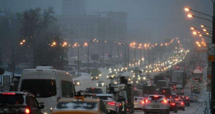 UPDATE 2 - Moscow Paralyzed by Huge Traffic Jams in Depth of Night Over Heavy Snowfall - Yandex
