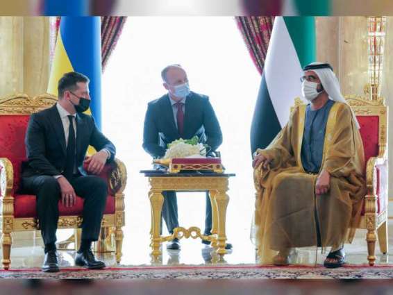 محمد بن راشد يستقبل الرئيس الأوكراني