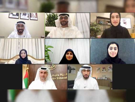 " خليفة التربوية " تنظم جلسة " الإمارات نموذج ملهم للابتكار"
