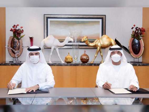 طيران الإمارات وصحة دبي توقعان اتفاقية للتحقق رقميا من سجلات "كوفيد-19" الطبية الخاصة بالمسافرين