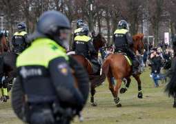Dutch Police Detain 20 People at Rally Against Coronavirus Measures in The Hague
