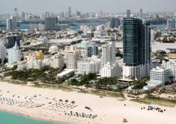 US Miami Beach Curfew, Causeway Closures Extended to April 12 - Reports