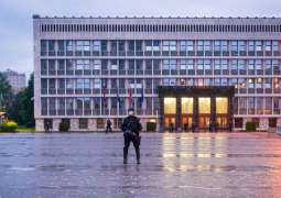 Man With Chainsaw Apprehended at Slovenian Parliament Protesting Lockdown - Reports