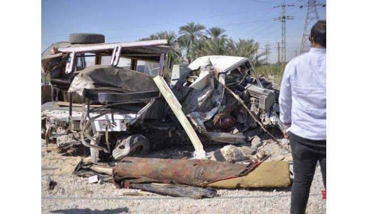 Road Accident in Northeastern Egypt Kills 7 People, Injures 20 Others - Reports