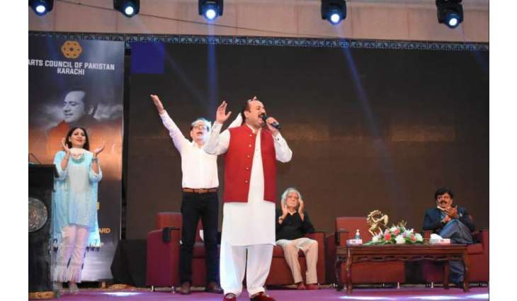 The iconic Sufi singer, musician, and Qawwal Ustad Rahat Fateh Ali Khan awarded with the lifetime achievement award and honorary membership by the Arts Council, Karachi.