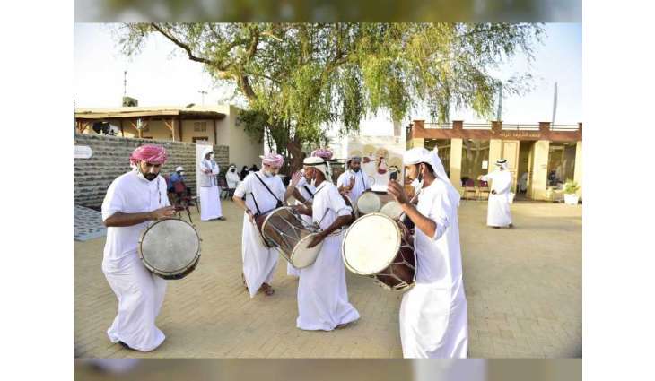تواصل أنشطة وبرامج أيام الشارقة التراثية في خورفكان