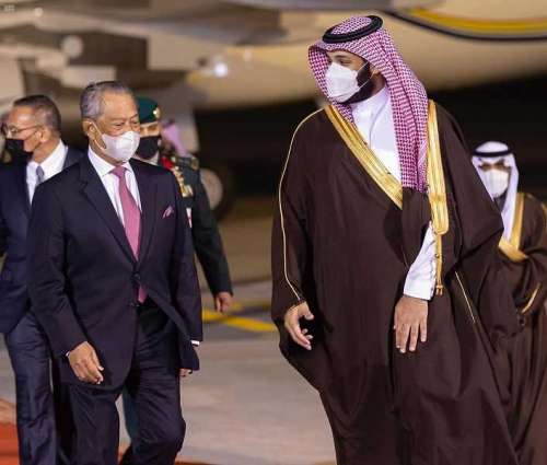 دولة رئيس وزراء ماليزيا يصل الرياض