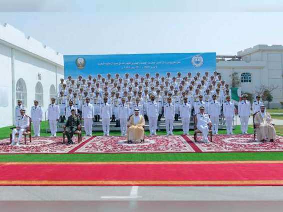 Hamdan bin Mohammed attends graduation ceremony at Rashid bin Saeed Al Maktoum Naval College