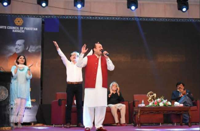 The iconic Sufi singer, musician, and Qawwal Ustad Rahat Fateh Ali Khan awarded with the lifetime achievement award and honorary membership by the Arts Council, Karachi.