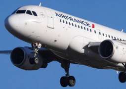 France Unveils $4.7Bln Aid for Air France After EU's Greenlight