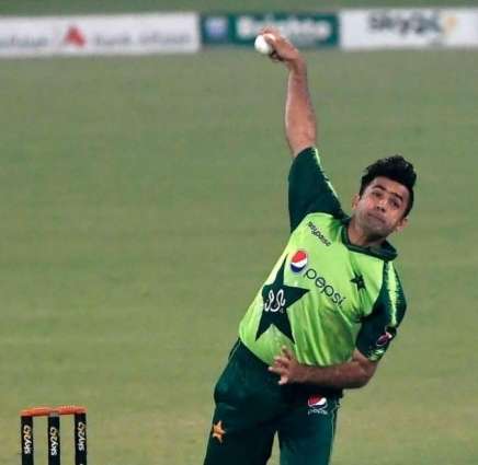 Zahid Mahmood replaces Shadab Khan for T20Is against Zimbabwe
