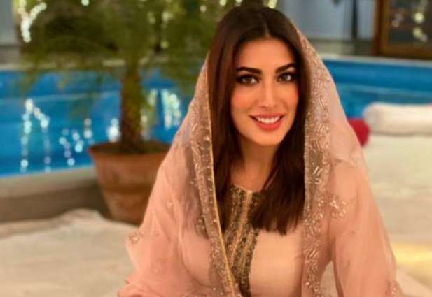 Mehwish Hayat is excited for beautiful moments of Sehr and Iftar