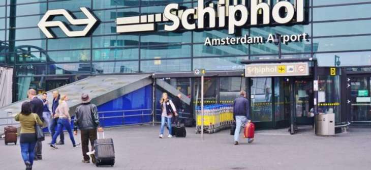 Body Found in Plane Landing Gear at Amsterdam Airport, Investigation Underway - Police
