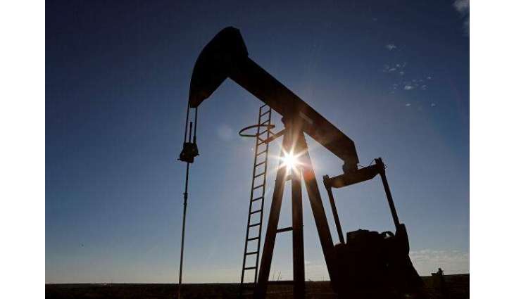 US Oil Output Back at 11Mln Barrels Daily First Time in 2 Months - Energy Agency