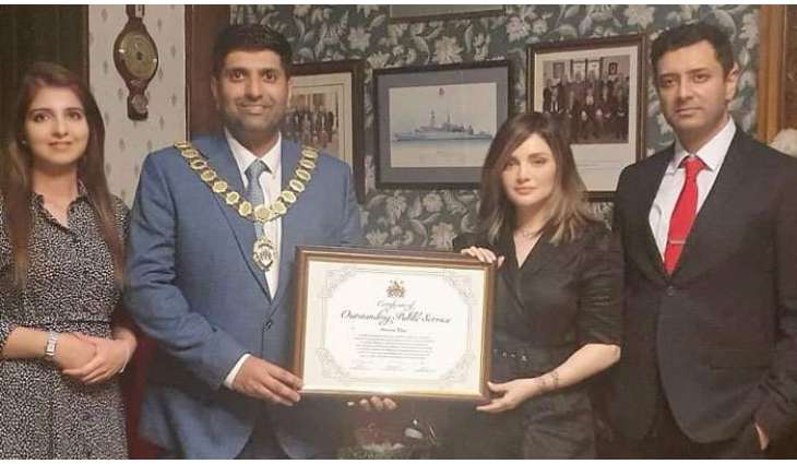 Armeena Khan receives certificate over public service in the UK