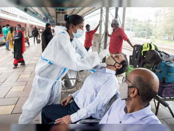 India reports over 400,000 new coronavirus cases