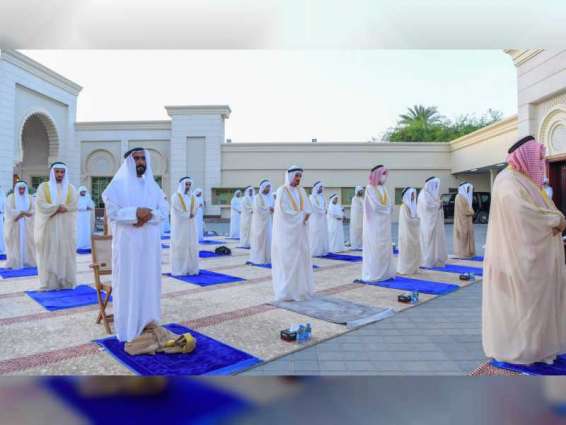 Ruler of Ajman performs Eid al-Fitr prayer