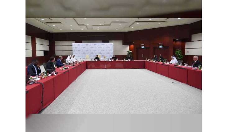 نورة الكعبي تترأس اجتماع مجلس جامعة زايد