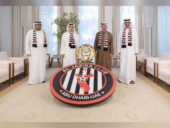 Mohamed bin Zayed congratulates Al Jazira's win of Arabian Gulf League
