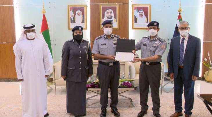 طبية شرطة أبوظبي تحصل على شهادة اعتماد دولي للمختبر الطبي