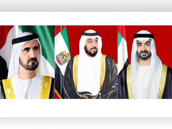 رئيس الدولة ونائبه ومحمد بن زايد يعزون أمير الكويت في وفاة الشيخ منصور الاحمد الجابر المبارك الصباح