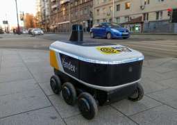 Russia's Yandex to Partner With Grubhub, US Colleges on Robot Food Order Deliveries