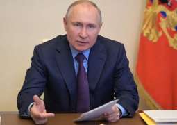 Putin: Russia Helped Ukraine Succeed as Independent Country