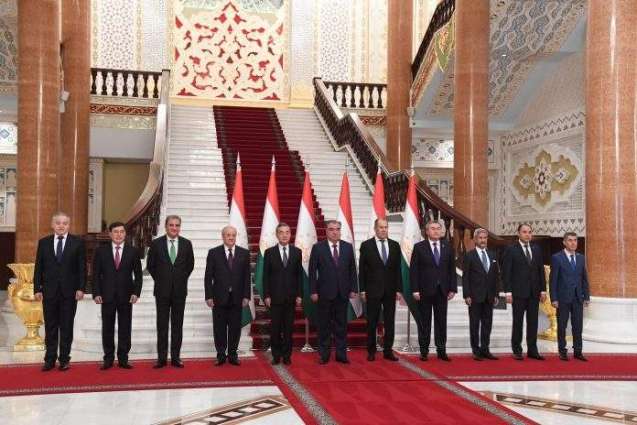 FM calls on Tajik president in Dushanbe

 


 