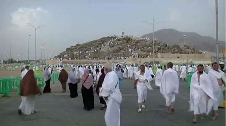 Hajj: 60,000 pilgrims converge at Maidan-e-Arafat today