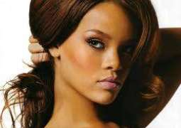Singer Rihanna is officially a billionaire, Forbes says