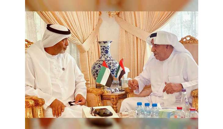عبدالملك بن كايد القاسمي يشيد بجهود صانع الأمل أحمد الفلاسي