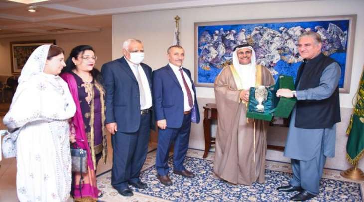 وزیر خارجیة باکستان یشید بجھود البرلمان العربي فی تطویر العلاقات العربیة مع باکستان