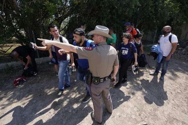 US Advocacy Group Sues Texas Governor to Block Order on Banning Transportation of Migrants