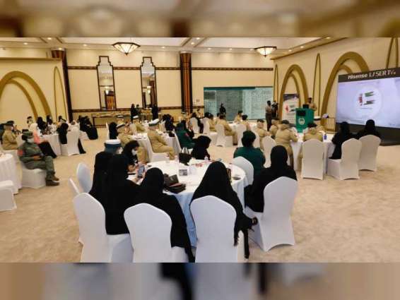 شرطة دبي تحتفي بيوم المرأة الإماراتية بفعاليات وأنشطة متفرقة