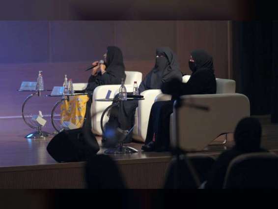 "الشارقة للتراث" يحتفل بيوم المرأة الإماراتية