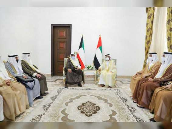 Mohammed bin Rashid meets with Kuwait's PM on sidelines of Baghdad Conference for Cooperation and Partnership